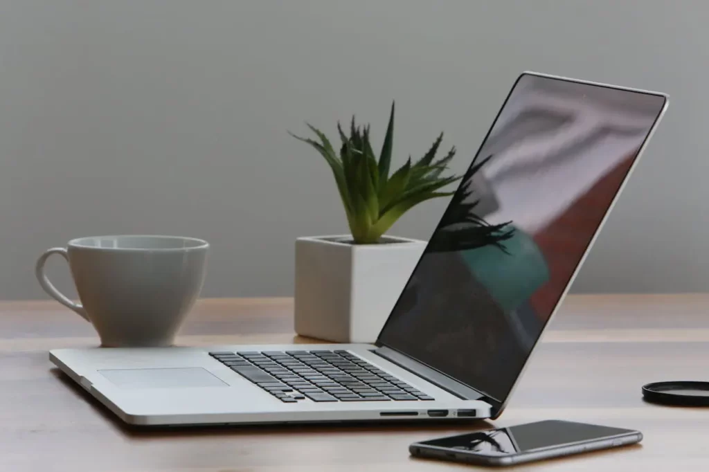 AI chatbots can help realtors capture and nurture leads effortlessly.