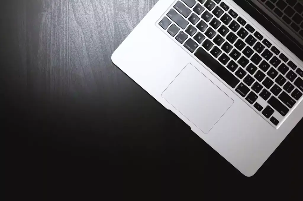 Let your CRM keep track of follow ups so you can focus on building relationships.